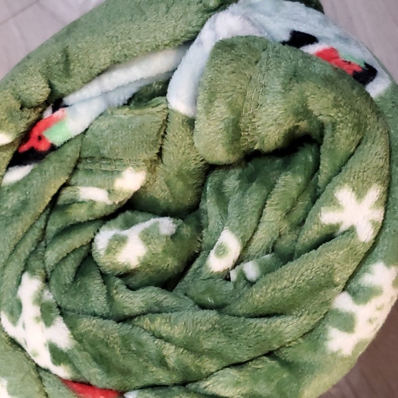 Star wars mandalorian holiday throw - Picture 3 of 4